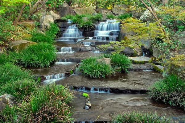 Waterfall in a Japanese zen garden — Stock Photo, Image