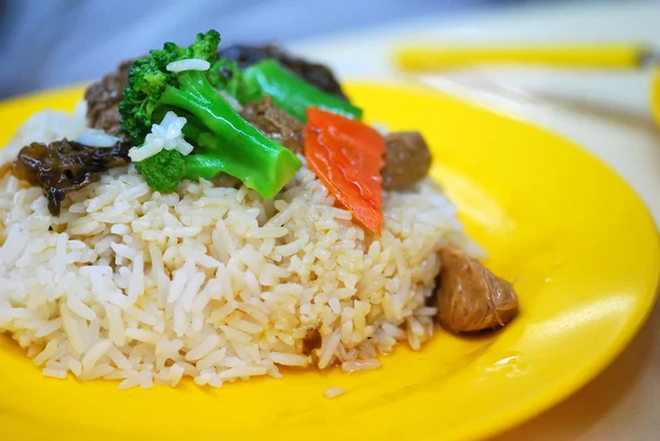 Kinesiska grönsaker ris — Stockfoto