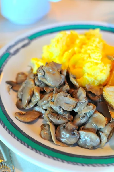 버섯과 달걀 — 스톡 사진