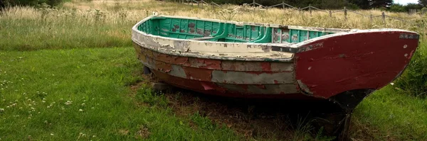 Dilapidated Boat — Stock Photo, Image