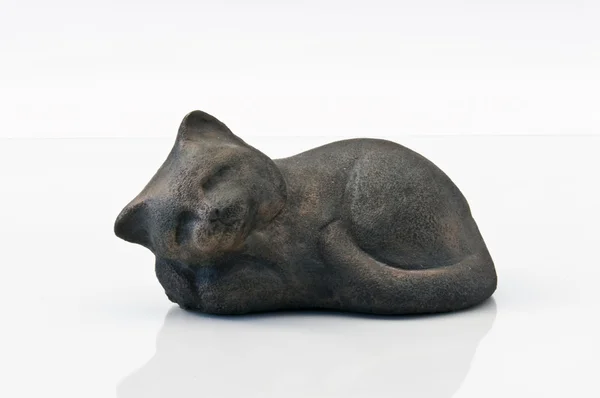 Dreamy landscape sculpted cat — Stock Photo, Image