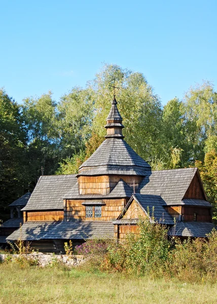 アンティークの木製教会 — ストック写真