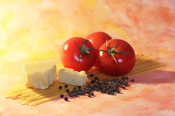 Сир і Італійська паста — стокове фото