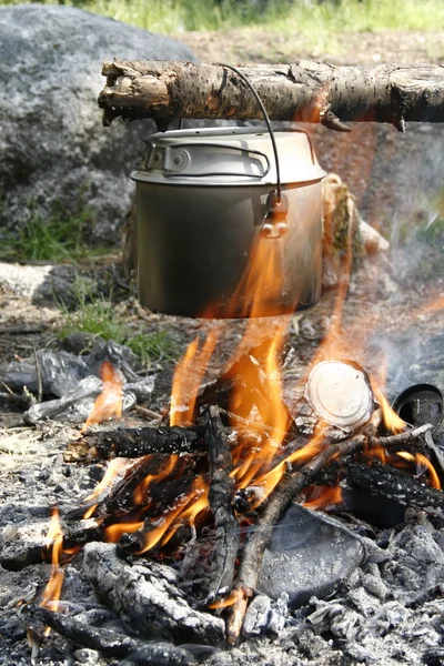 Чайник у вогні — стокове фото