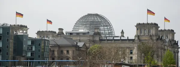 Berlin - riksdagen — Stockfoto