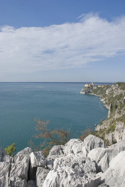 Wybrzeże Włochy w pobliżu triest — Zdjęcie stockowe