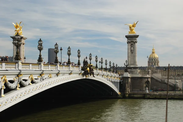 Понт Олександр III Париж — стокове фото