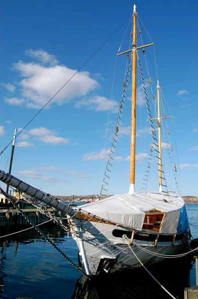 Sailboat in Halifax waterfront — Stock Photo, Image