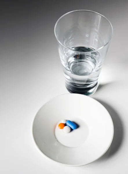 Tomar comprimidos — Fotografia de Stock