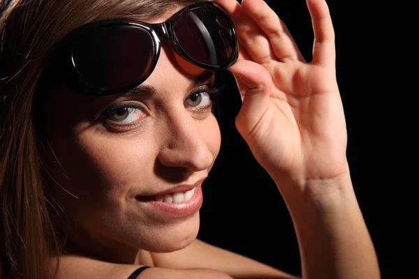 Kobieta nosi okulary — Zdjęcie stockowe