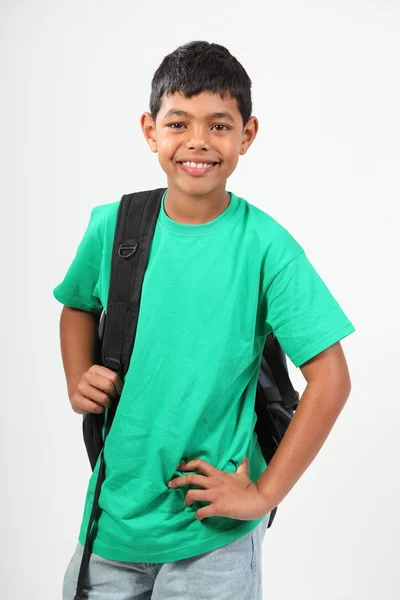 Sorrindo menino da escola jovem — Fotografia de Stock