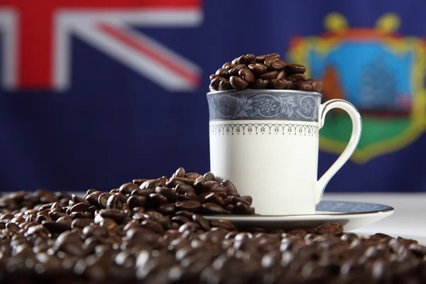 St helena ön kaffebönor med flagga — Stockfoto