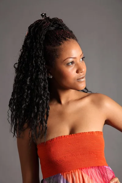 Regal genç Afro-Amerikan modeli — Stok fotoğraf