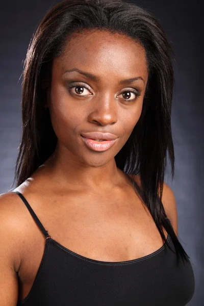 Headshot of beautiful young african black woman — Stock Photo, Image