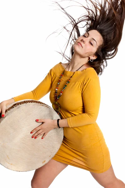 Het meisje met de etnische tamboerijn Rechtenvrije Stockfoto's