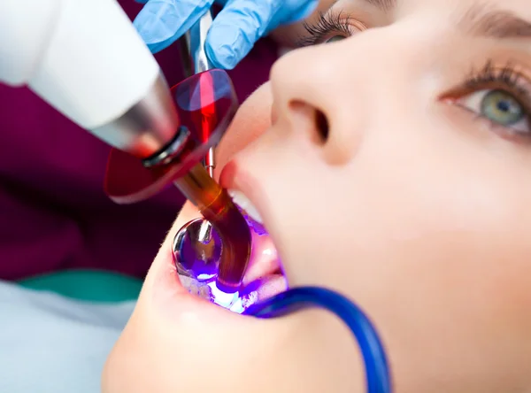 Технологии стоматолога — стоковое фото