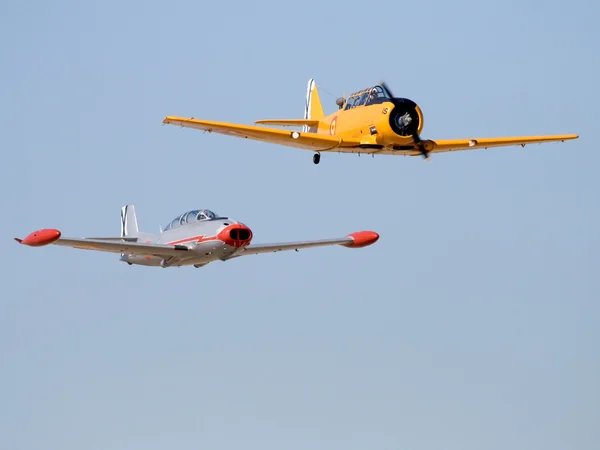 2 개의 비행기 — 스톡 사진