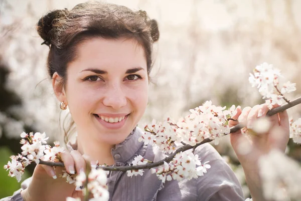 Bahar kız