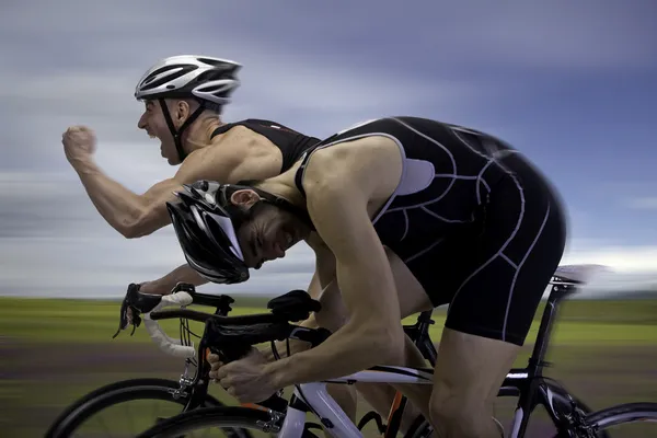 Afwerking van een berg fiets race — Stockfoto