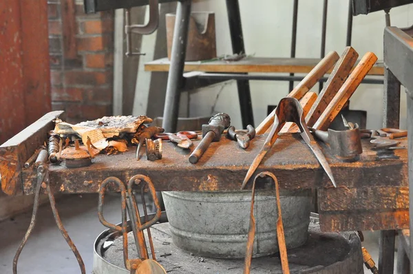 Instruments of glassblower.Craftsman — Stock Photo, Image