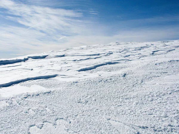 雪のピレネー山脈山 — ストック写真
