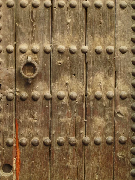 木质表面的一扇门 — 图库照片