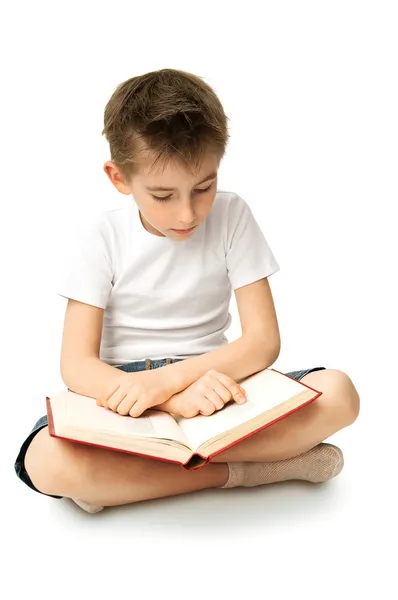 Jongen lezen boek — Stockfoto