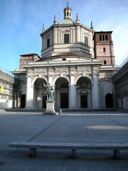 Szent lorenzo templom, Milánó — Stock Fotó