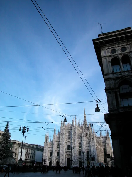 Cathedral square in Milan — Stock Photo, Image