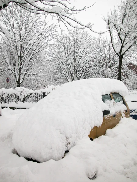 Stock image Snow covered car