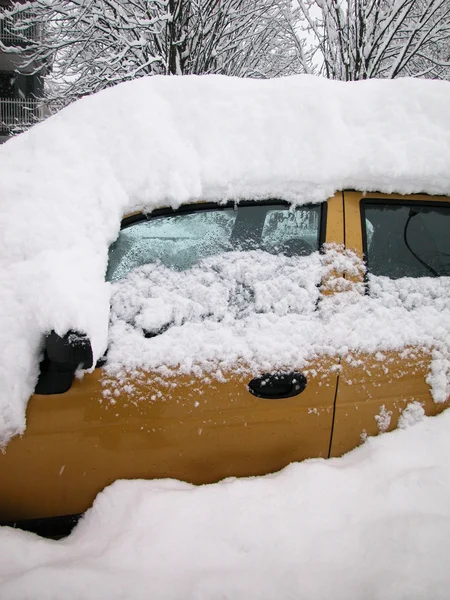 Stock image Snow covered car