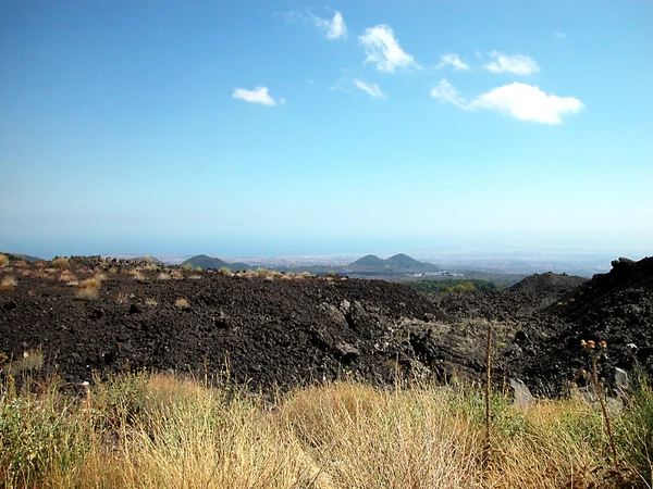 Etna volcano and Catania — Stock Photo, Image