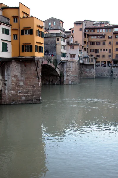 İtalya Floransa 'da Ponte Vecchio köprüsü — Stok fotoğraf