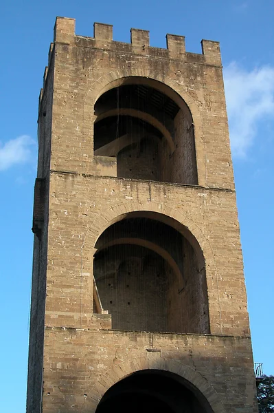 Brána svatého Mikuláše ve Florencii, Itálie — Stock fotografie