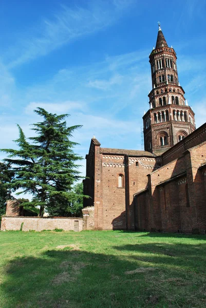 Chiaravalle abbey i Milano — Stockfoto