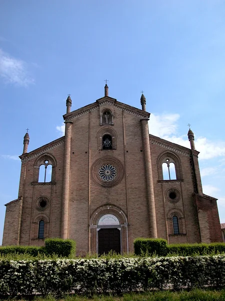 Romaanse kerk — Stockfoto