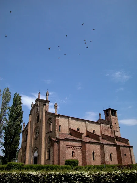 ロマネスク様式の教会 — ストック写真
