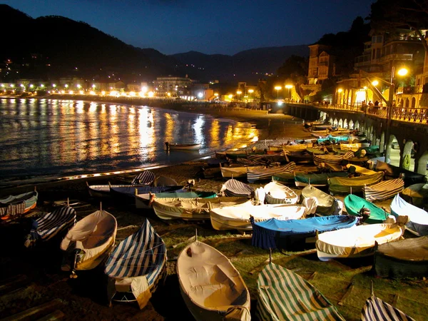 Seaside town of Levanto by night — Stock Photo, Image