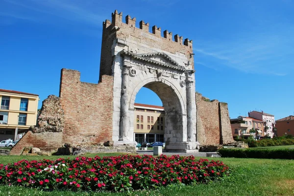 O arco triunfal de Augusto, Rímini, Itália — Fotografia de Stock