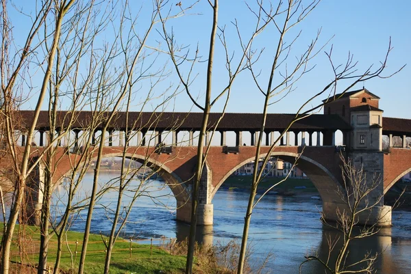 Covered bridge on Ticino river — Stock Photo, Image