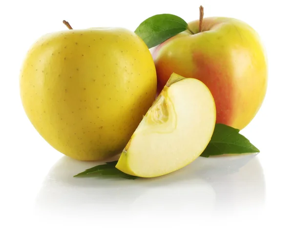 Äpplen och segment — Stockfoto