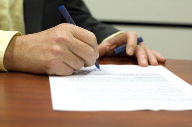 Signing a contract clipart