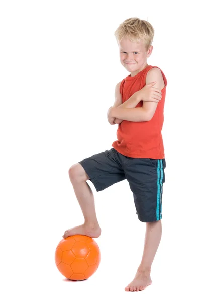 Chlapec s fotbalem — Stock fotografie