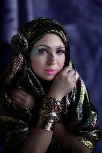 Beautiful Woman Wearing a Veil — Stock Photo, Image