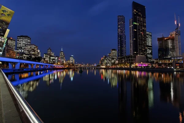 Melbourne in de nacht — Stockfoto