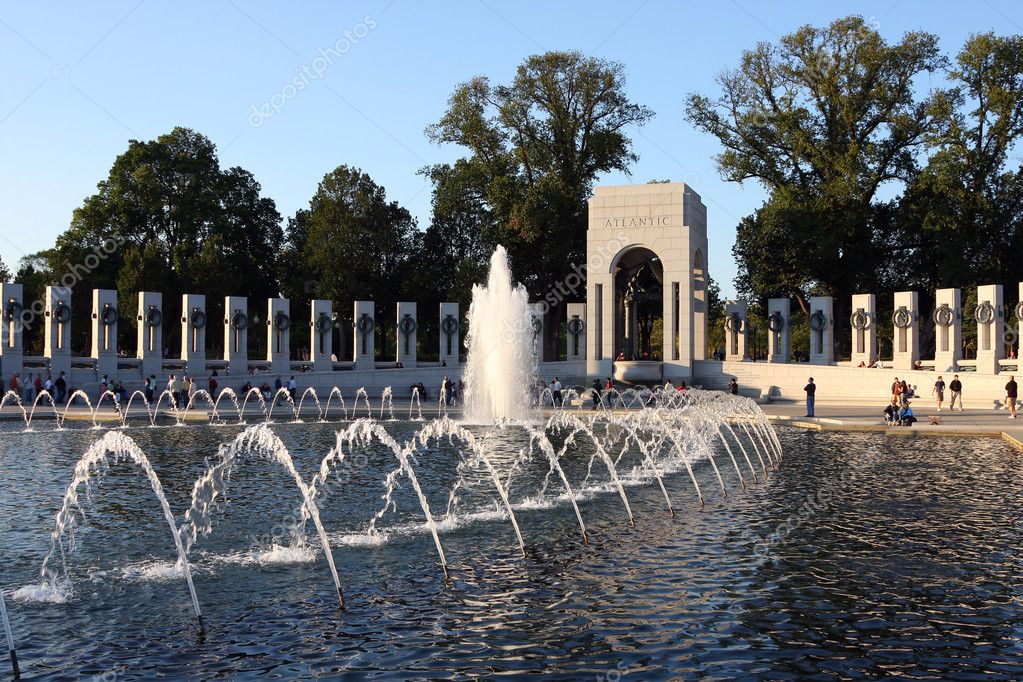 WWII Memorial in Washington DC Stock Photo by ©sborisov 5969179