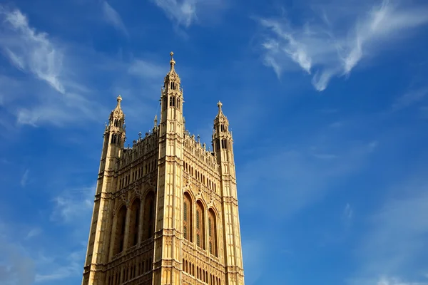 Victoria tower, domy Parlamentu — Zdjęcie stockowe