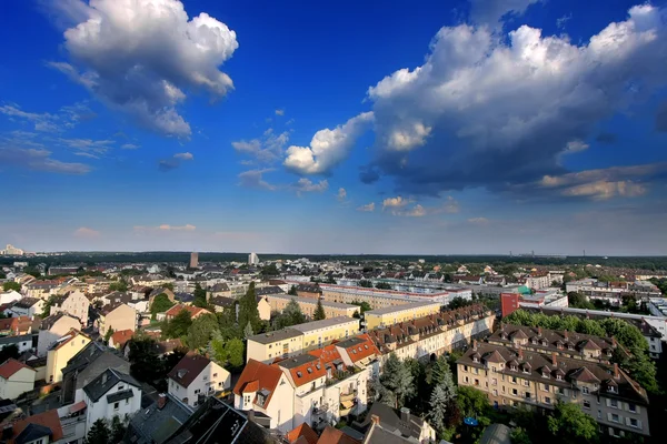 Облака над Франкфуртом — стоковое фото