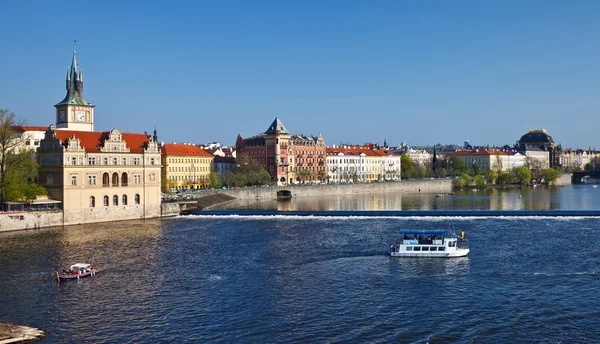 De rivier Vltava in Praag — Stockfoto