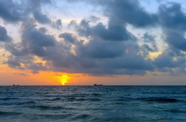 Sunrise, Atlantský oceán — Stock fotografie